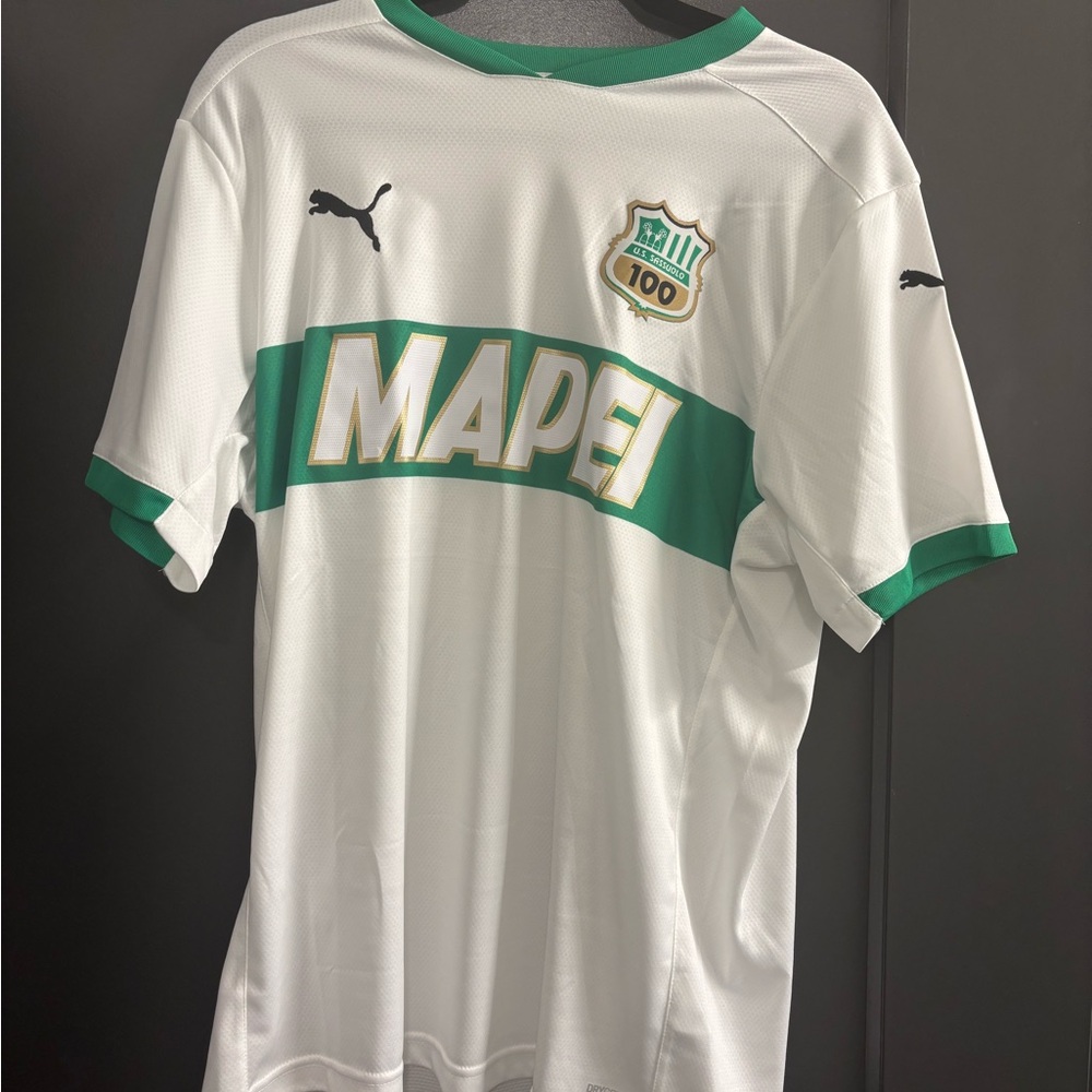 Serie A Sassuolo Away Jersey 2020. Great condition, only worn once.